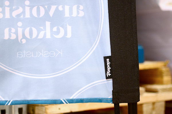 Beach flags with custom imprint