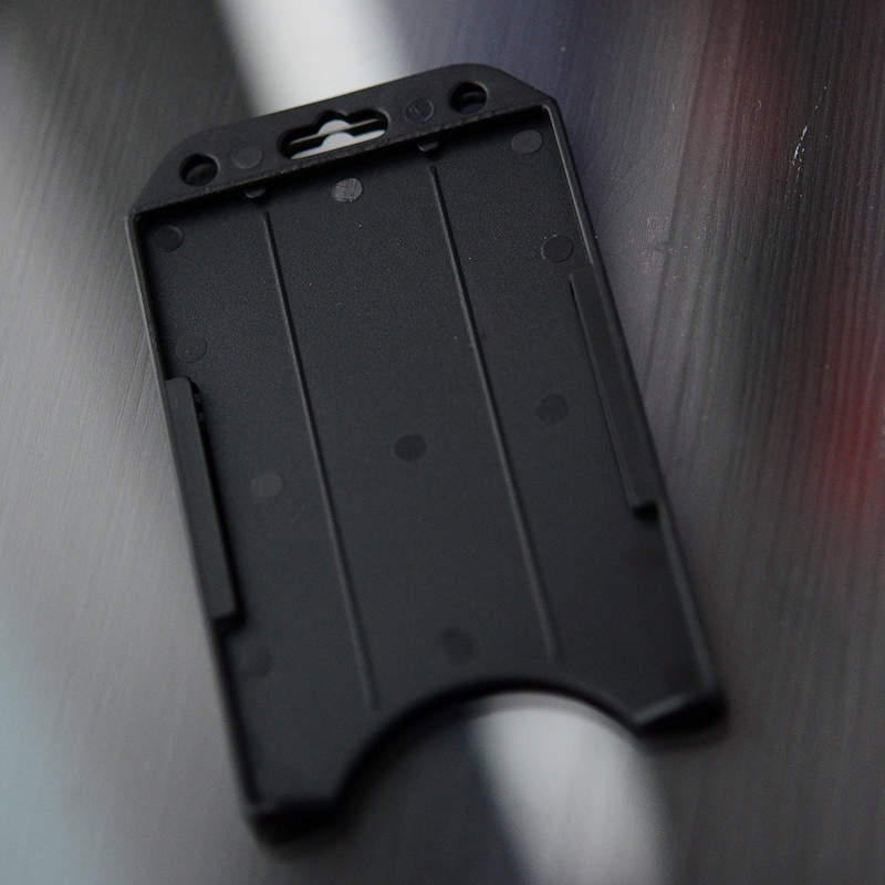 Black Standard ID-card holder for single plastic card