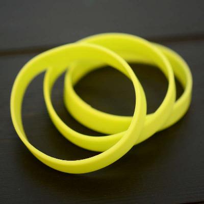 Yellow Silicone Wristband stock model at 202x12mm
